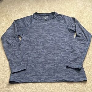 NOBULL Women’s Lightweight Textured Camo Long Sleeve Shirt